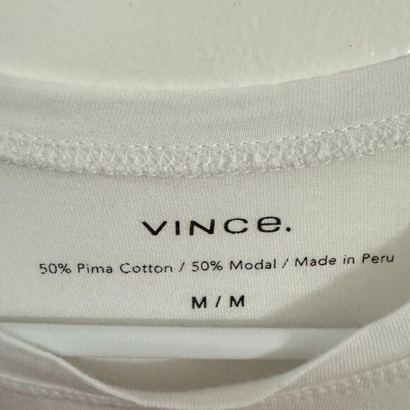 $90 Vince Women's White Short Sleeve Pullover Solid Crewneck Tee T-Shirt Size M - Picture 3 of 5